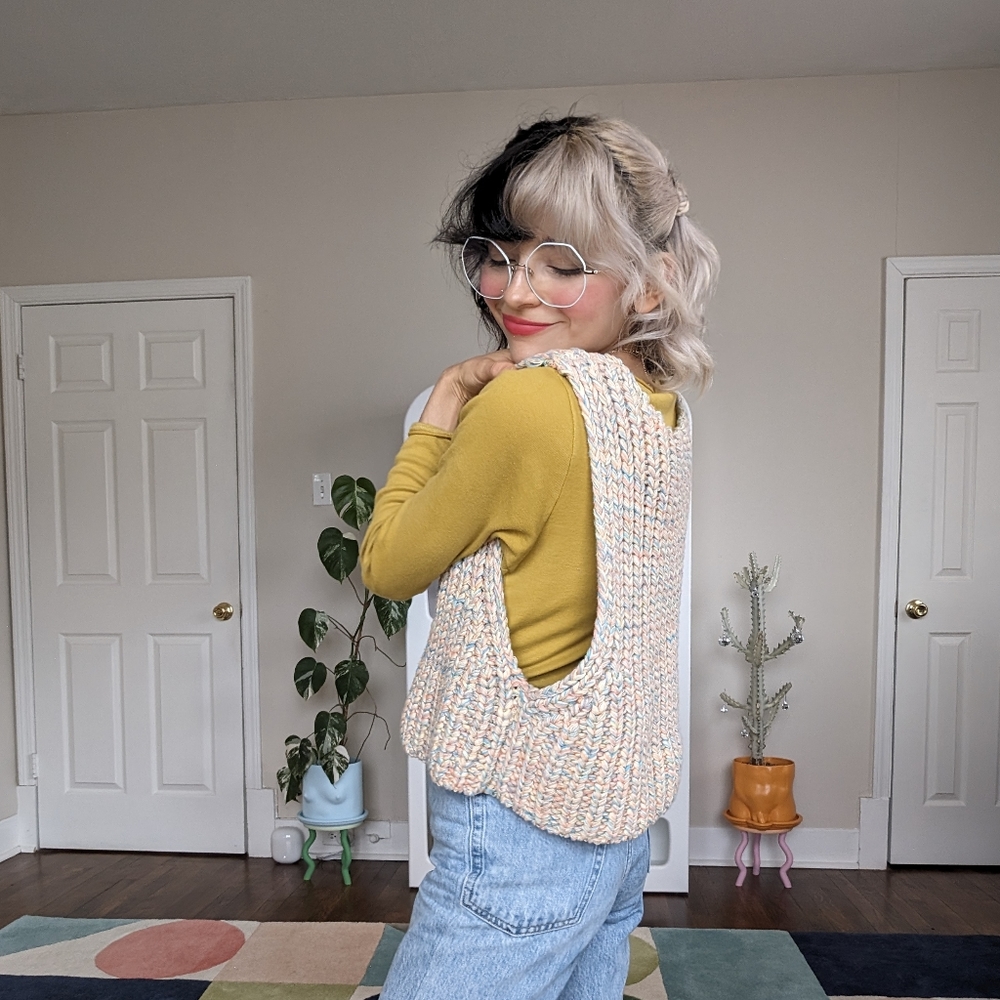 SOLD - Free people chunky knitted Hoopla Vest - Picture 5 of 11